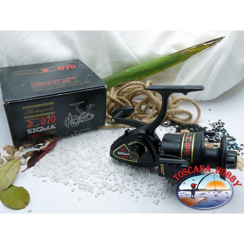 Reel Reel Shakespeare Sigma 070 new in box with thread catcher
